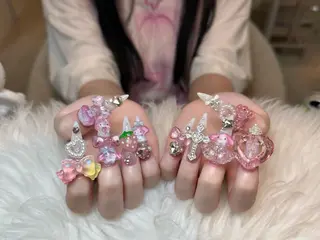 ネイル NIE MoMoのネイルデザイン