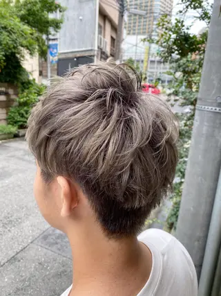 ショート Sabby氏川洸希 パーマのヘアスタイル