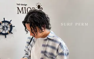 ショート パーマ メンズ 峯 渉人のヘアスタイル