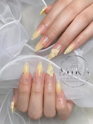 ネイル Mika Nails 心斎橋のネイルデザイン