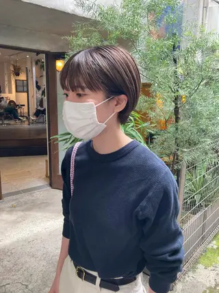 ショート 金田 夏野のヘアスタイル