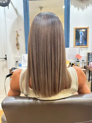 セミロング garland TESHIMAのヘアスタイル