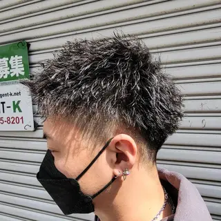 メンズ 特殊パーマ 片山恭兵のヘアスタイル