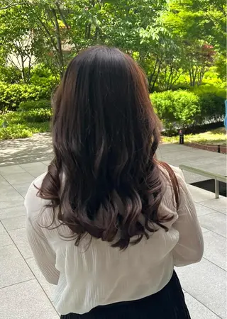 セミロング カラー 真野 じゅんなのヘアスタイル