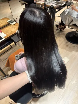 セミロング カラー 穂積 未優のヘアスタイル