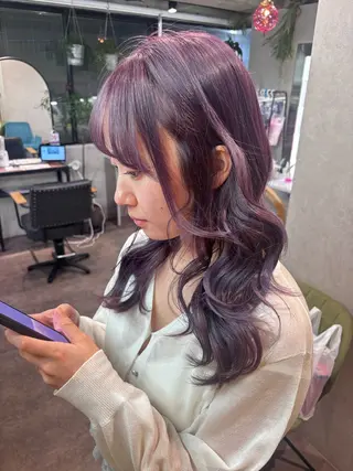 セミロング カラー ヘアアレンジ iona/ハイトーン /ネイルのネイルデザイン