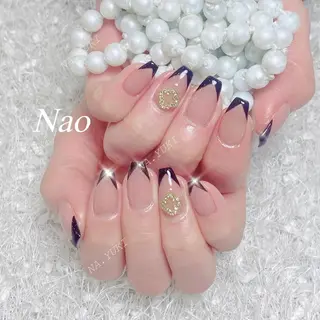ネイル 🦋 Queenieのネイルデザイン