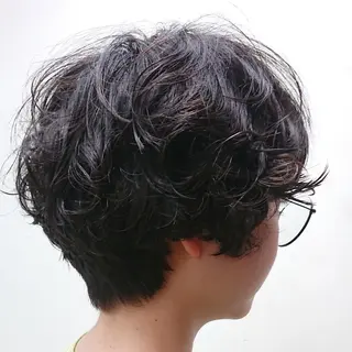 ショート パーマ 30.40代大人 ショート✨️井上雄輝のヘアスタイル