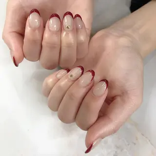 ミディアム ネイル Blowe ニュアンスのネイルデザイン