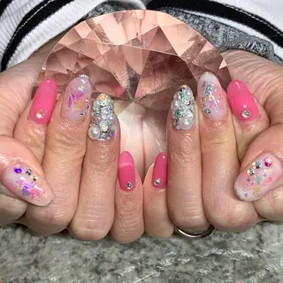 ネイル RuxuryNail ／RiAnnaのネイルデザイン