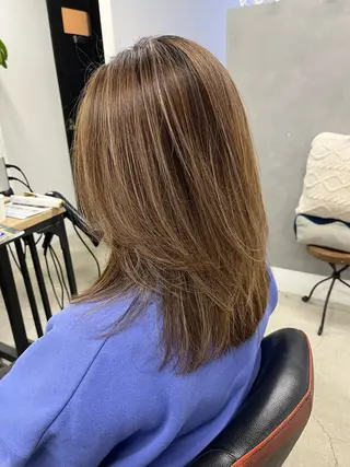 ミディアム 中村 靖彬のヘアスタイル