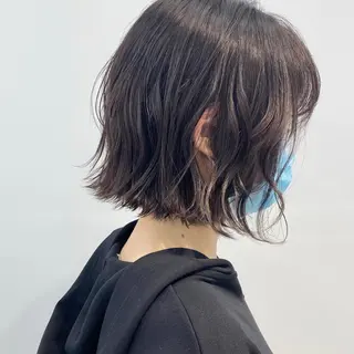 ショート パーマ ヘアアレンジ KONOMI スタイリストのヘアスタイル