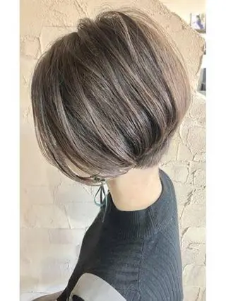 ショート 佐々木 綾のヘアスタイル