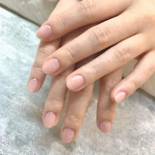 ネイル リスブラン🌱 IKUMIのネイルデザイン