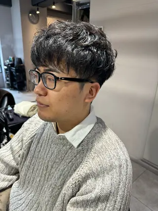 ミディアム パーマ メンズ 似合う髪型見つけます AYAKAのヘアスタイル