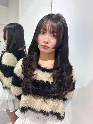 ロング Rita/髪質改善/ ブリーチなしWカラーのヘアスタイル