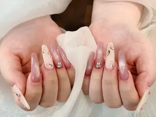 ネイル REI 池袋のネイルデザイン