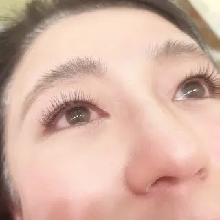 マツエク・マツパ 福本 聖海のヘアスタイル