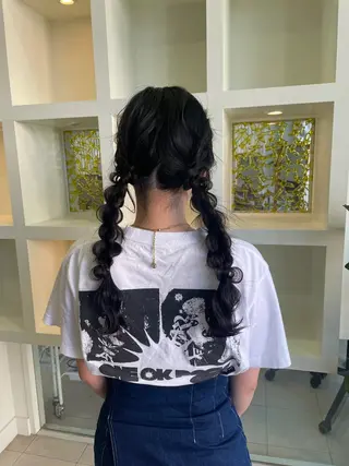 ロング ヘアアレンジ マキノ キョウカのヘアスタイル