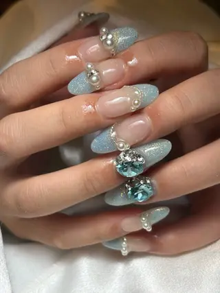 ネイル ✴︎ Delightのネイルデザイン
