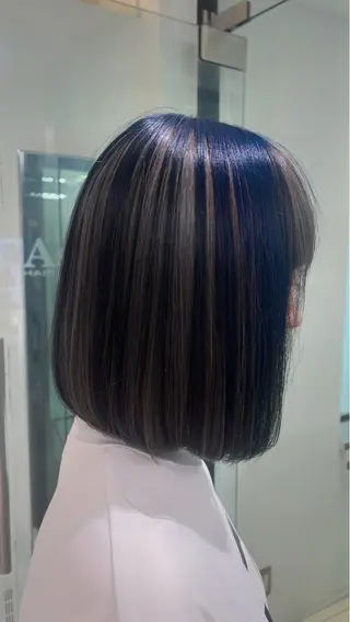 セミロング カラー 透明感【カラー支持率 No.1】リノ🪐のヘアスタイル