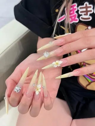 ネイル Eli Eli 新宿のネイルデザイン