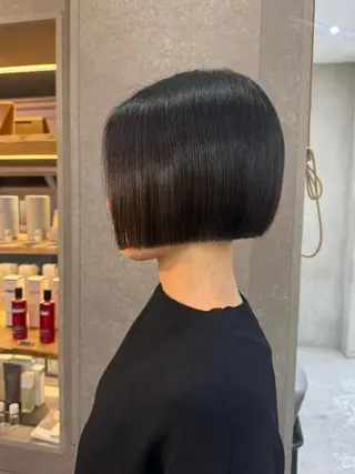 ショート ボブ レイヤー 透明感カラー🎀そらのヘアスタイル