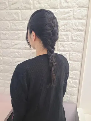 ロング ヘアアレンジ きれいde チュッ！のネイルデザイン