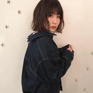 ミディアム カラー 市川 千夏のヘアスタイル