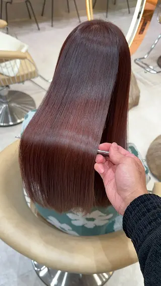 ロング 縮毛矯正✨🫧 レイヤー川村利幸のヘアスタイル