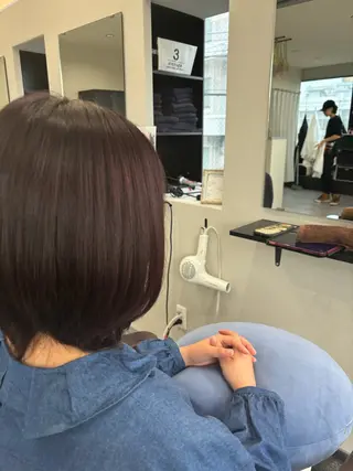 セミロング エヌプランツ 和泉府中のヘアスタイル