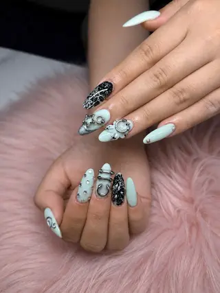 ネイル HAPPI NAIL . LEEのネイルデザイン