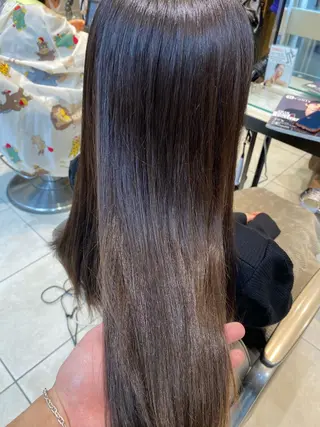 ロング 美髪矯正透明感カラー 江川 和輝のヘアスタイル