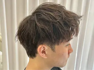 ショート センターパート 韓国ヘア・綾也のヘアスタイル