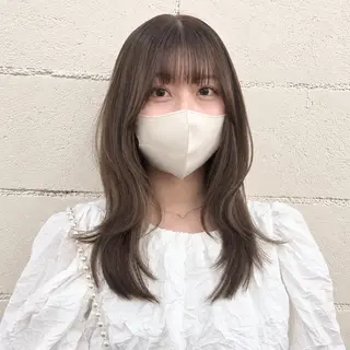 セミロング カラー 透明感カラー/顔周り 臼井いつみのヘアスタイル