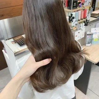 ショート レイヤー/艶髪カラー 森本くるみのヘアスタイル