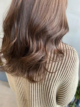 セミロング カラー ヘアアレンジ ネイル マツエク・マツパ 夜23時まで予約🉑 reverieあきらのヘアスタイル
