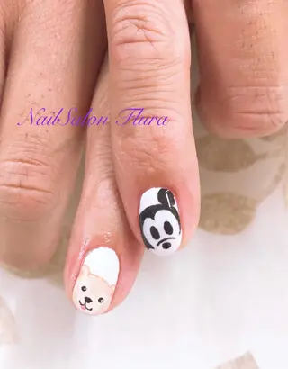 ネイル NailSalon Fluraのネイルデザイン