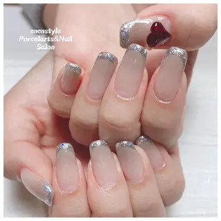 ミディアム ネイル 🐾enen style 🐾のネイルデザイン