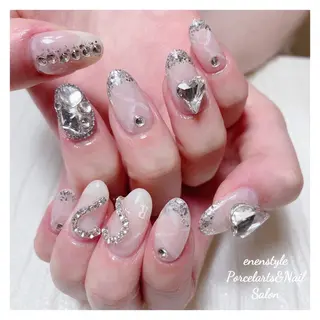 ミディアム ネイル 🐾enen style 🐾のネイルデザイン
