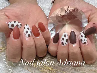 ネイル ADRIANA 大久保駅前徒歩2分のネイルデザイン