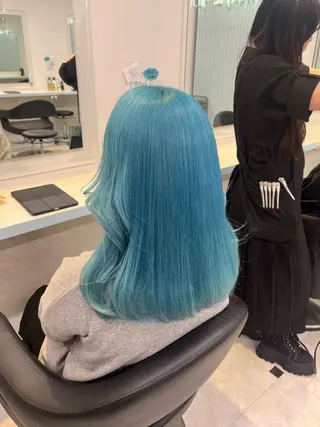 ミディアム カラー ブリーチカラー 🩵MIZUKIのヘアスタイル