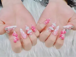 ネイル AKIKO ネイルサロンのネイルデザイン