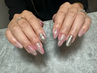 ネイル 渡辺 美稀のネイルデザイン