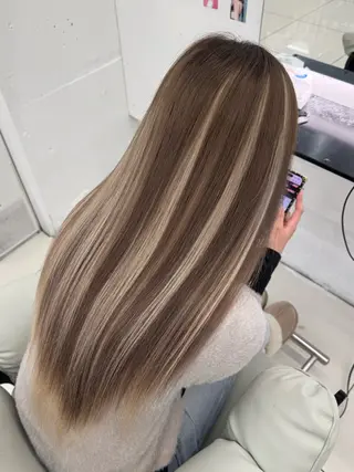 ロング Nene /Roverのヘアスタイル
