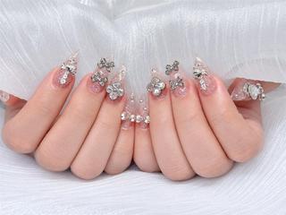 ネイル NAILS 168のネイルデザイン