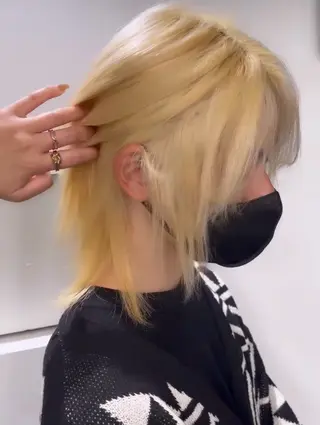 カラー 安藤 亜由樹のヘアスタイル