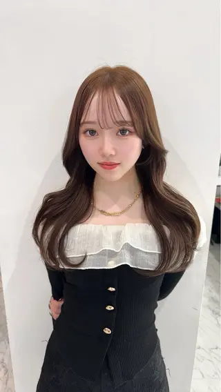 ロング カラー DEAN AYAのヘアスタイル