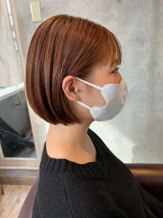 ショート カラー ヘアアレンジ サナ🌱 切りっぱなしボブのヘアスタイル
