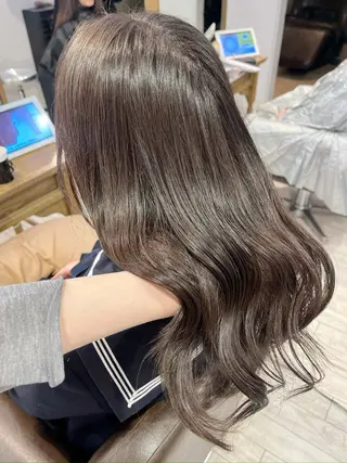 セミロング 杉浦 悠月のヘアスタイル